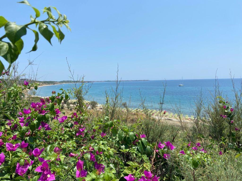 Villaggio Tucano Le Castelle Le Castella  Esterno foto